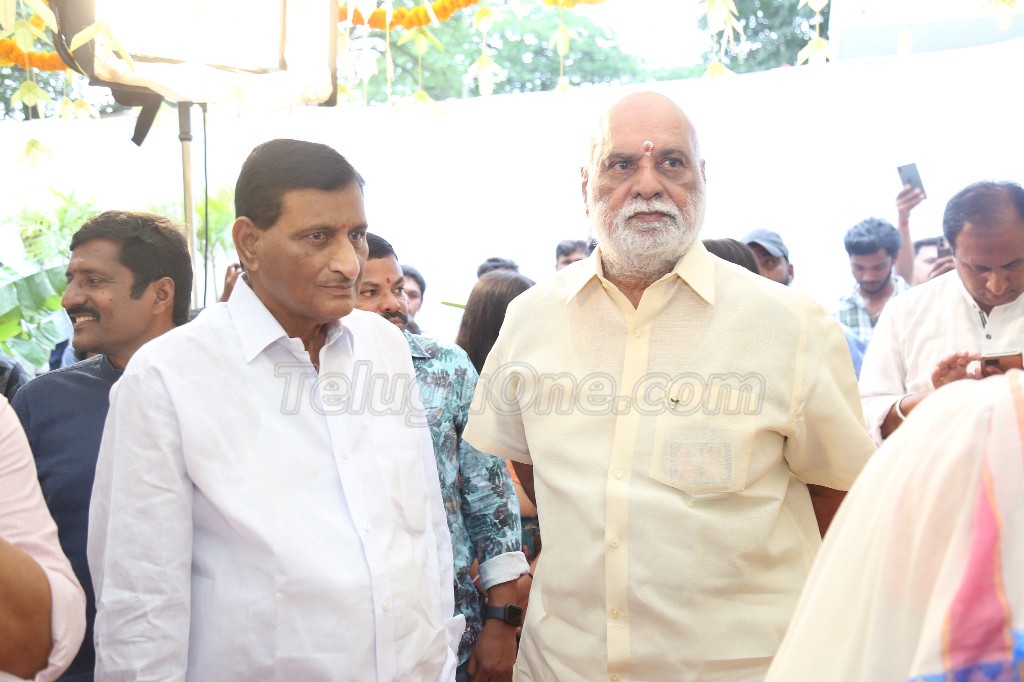Gopichand and Sreenu Vaitla Movie Launched